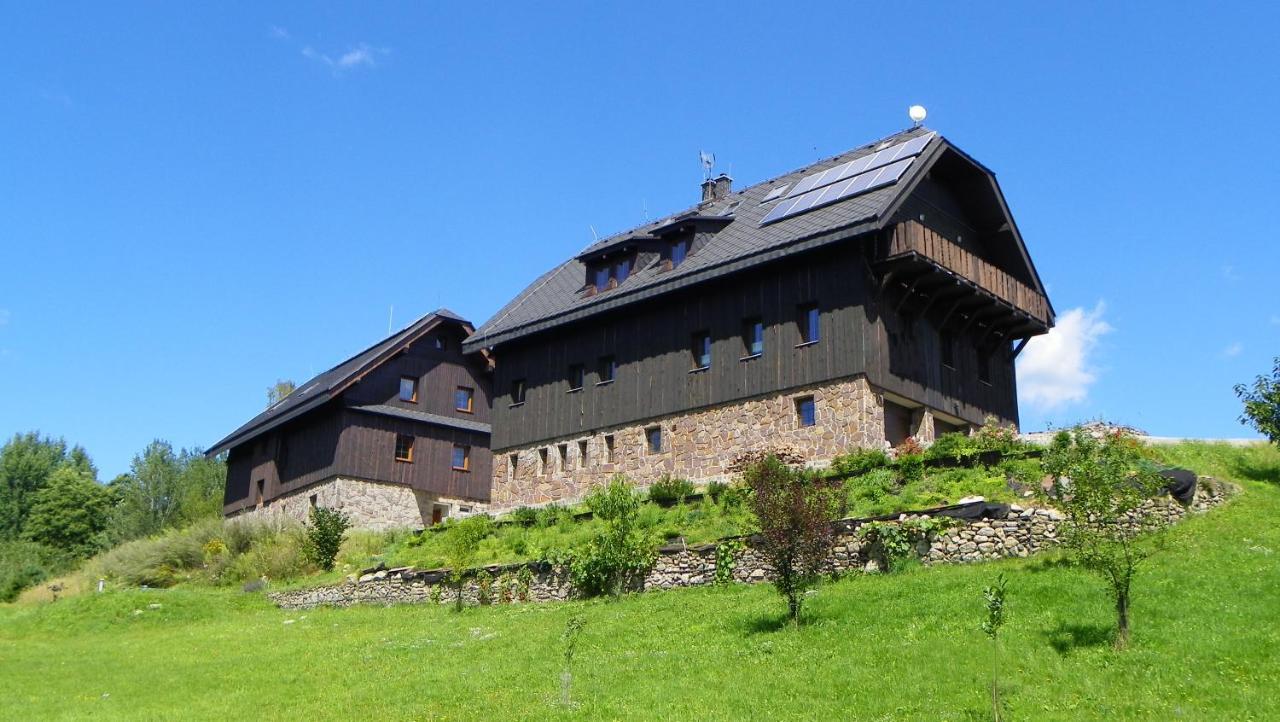 Hotel U Dvou Studni Loučná nad Desnou Esterno foto