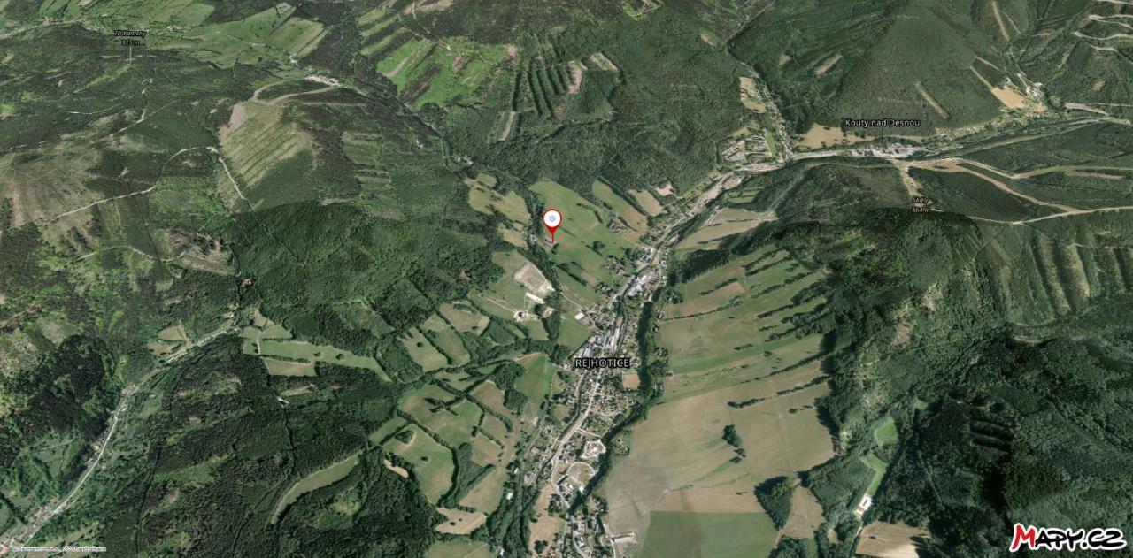 Hotel U Dvou Studni Loučná nad Desnou Esterno foto