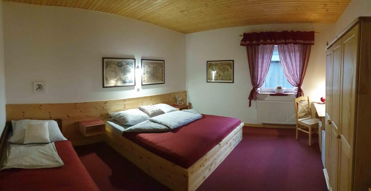 Hotel U Dvou Studni Loučná nad Desnou Esterno foto