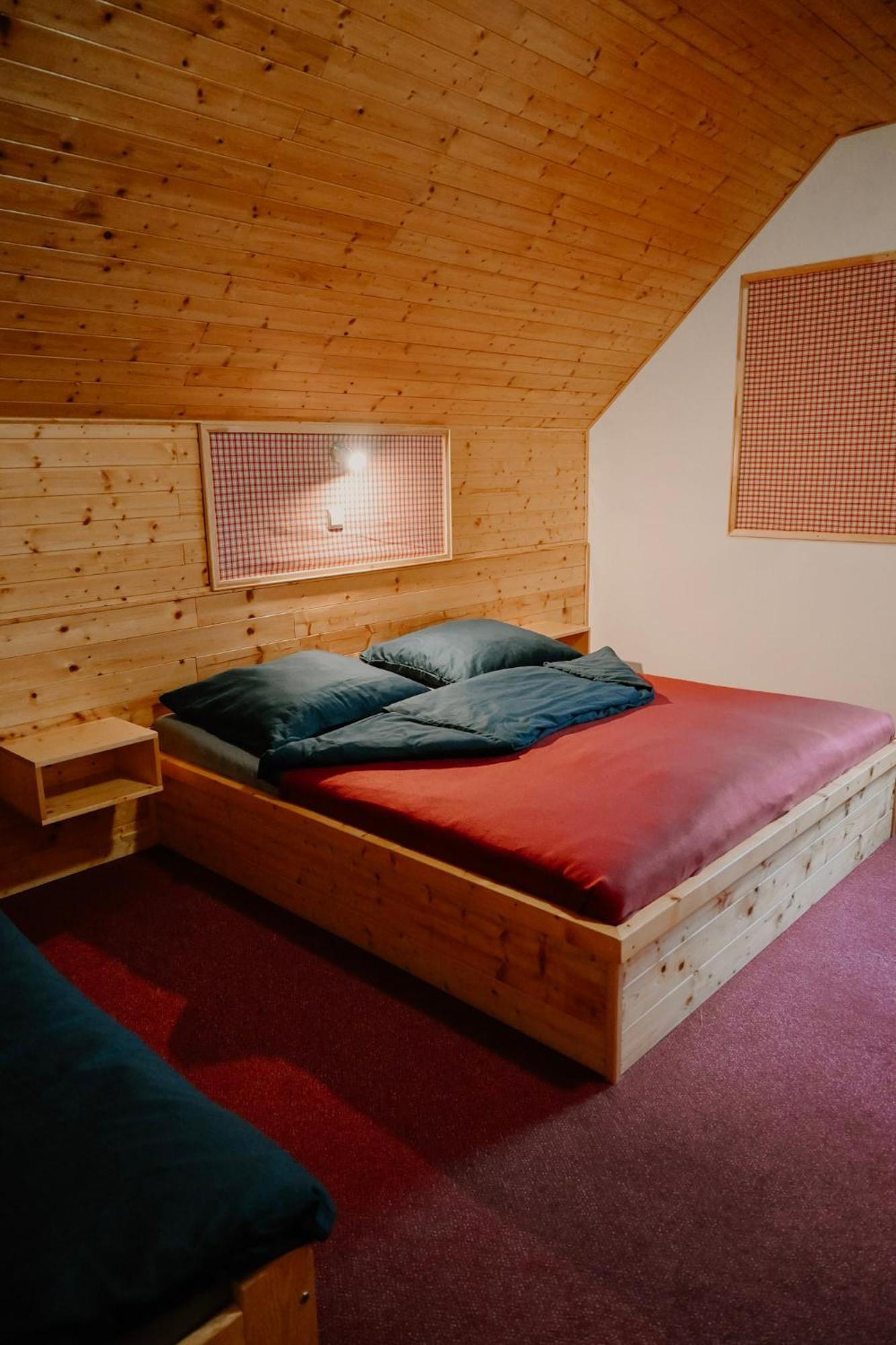 Hotel U Dvou Studni Loučná nad Desnou Esterno foto